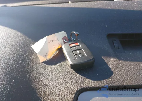 2018 Toyota Rav4 Xle z USA, uszkodzony, nr VIN 2T3RFREV9JW728346